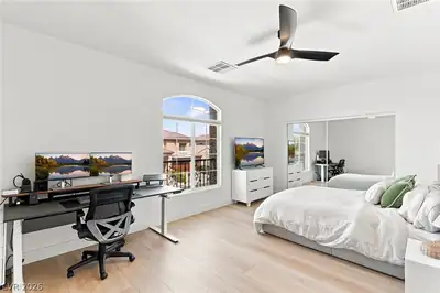 3789 Via Di Girolamo Avenue Bedroom