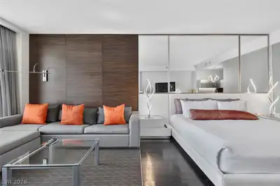 4381 West Flamingo Road 3905 Bedroom