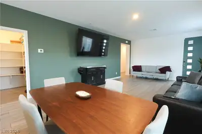 294 Bridge Canyon Street Dining Area