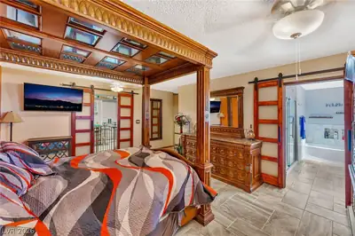 9015 West Hammer Lane Primary Bedroom