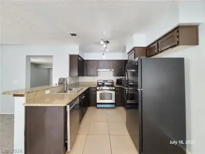 9404 Hershey Lane Kitchen