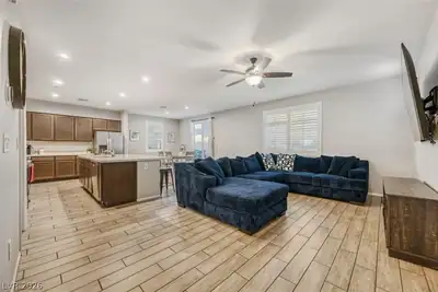 1031 Huckburn Avenue Living Room