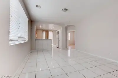 8473 Barossa Court Living Room