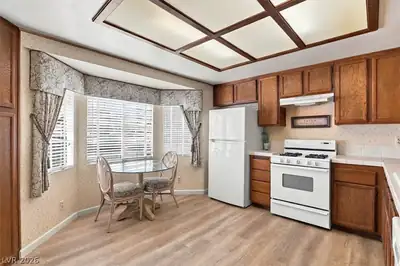 3208 Ivory Coast Drive Kitchen