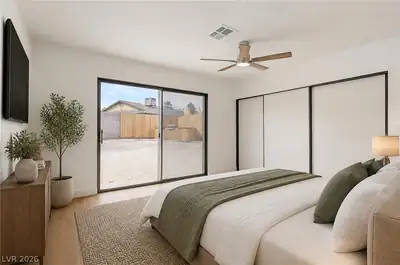 6258 Bayview Circle Bedroom