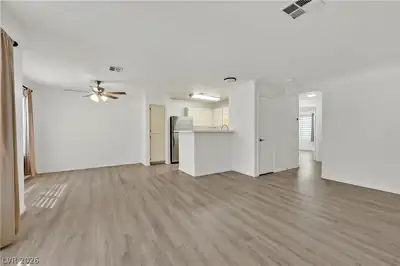 350 South Durango Drive 135 Living Room
