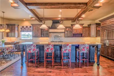 15 Via Lido Kitchen
