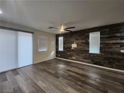 10486 Mount Charleston Avenue Living Room