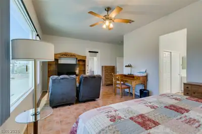 541 MOUNTAIN LINKS Drive Primary Bedroom