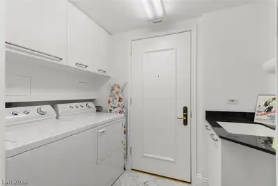 2857 Paradise Road 404 Laundry