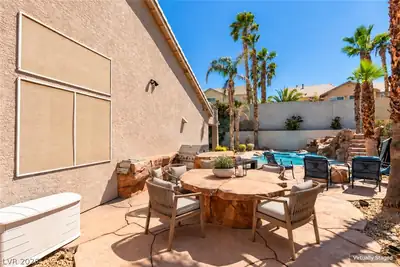 2504 Silver Beach Drive, Henderson, NV 89052 Patio