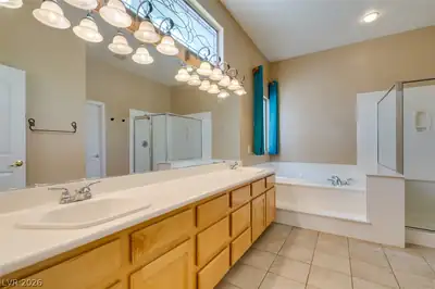 2504 Silver Beach Drive Primary Bathroom