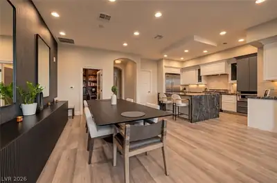 9101 Alta Drive 11 Dining Area