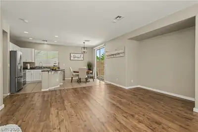 6348 Tim English Street Living Room