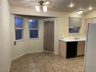 7572 Durham Hall Avenue 201 Dining Area