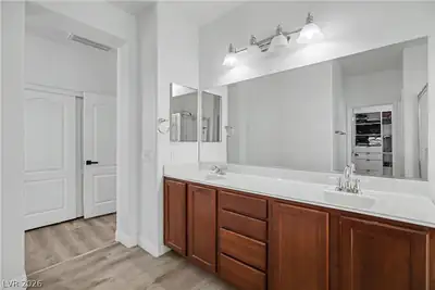 9751 ALEUTIAN Primary Bathroom