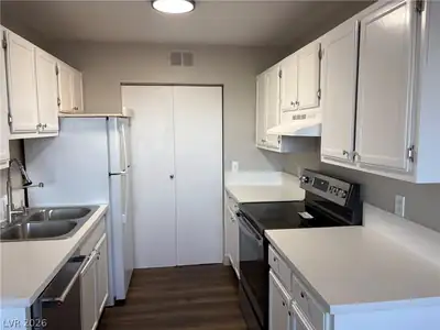 1381 East University Avenue 207 Kitchen