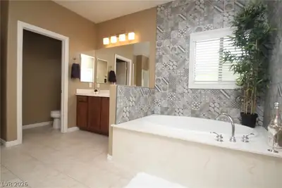 161 Copper Rock Court Primary Bathroom