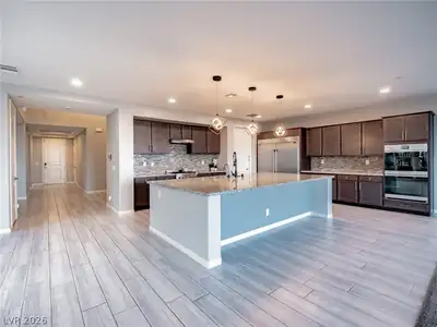 4504 Amazing View Street Kitchen