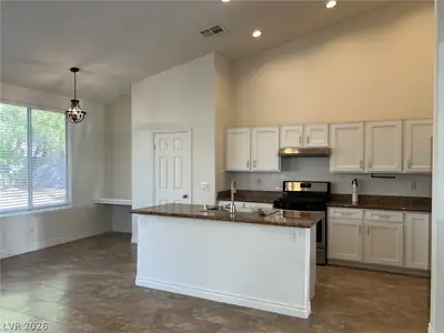 1953 Kachina Mountain Drive Kitchen
