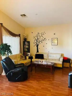 6068 Shyley Street 101 Living Room