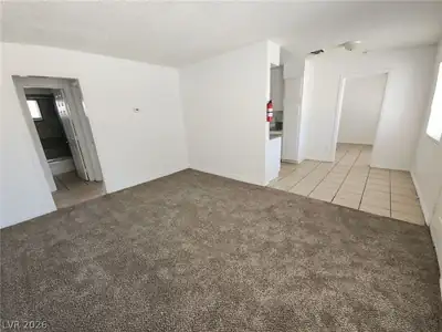 2513 Cedar Avenue Living Room