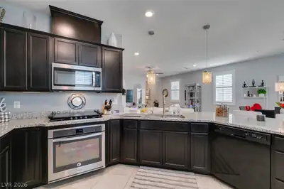 2927 Tranquil Brook Avenue Kitchen