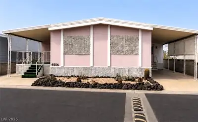 4556 Royal Ridge Way Las Vegas, NV 89103