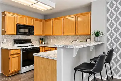 6416 Angel Mountain Avenue Kitchen