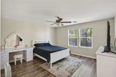 1516 Teasdale Avenue Bedroom