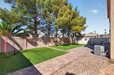 1516 Teasdale Avenue Yard