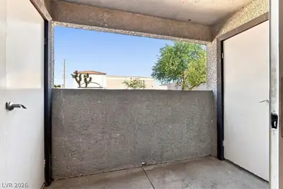 2606 South Durango Drive 179 Patio