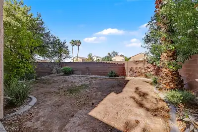 999 Whispering Grove Avenue Yard