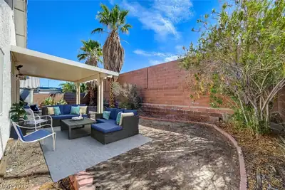 3048 Sierra Ridge Drive, Las Vegas, NV 89156 Yard