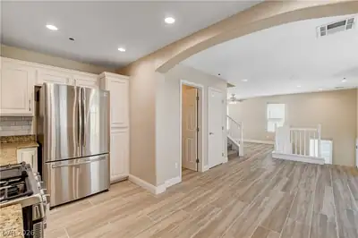 8940 Jaquita Avenue Kitchen