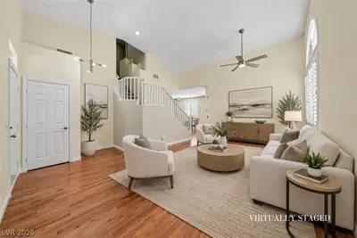 2555 Swans Chance Avenue Living Room