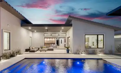 508 Vista Sunset Avenue 