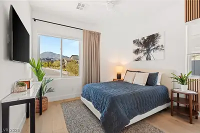 508 Vista Sunset Avenue Bedroom