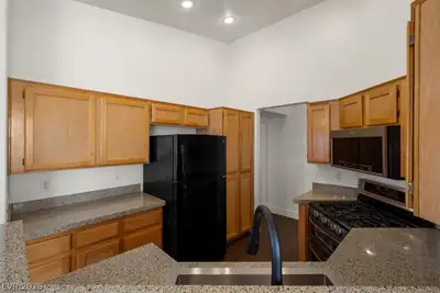 6525 Sierra Diablo Avenue Kitchen