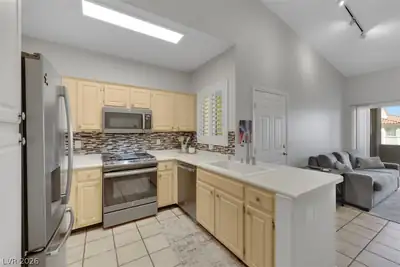 855 North Stephanie Street 2726 Kitchen