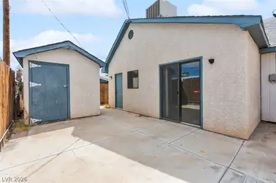 5722 Evergreen Avenue 