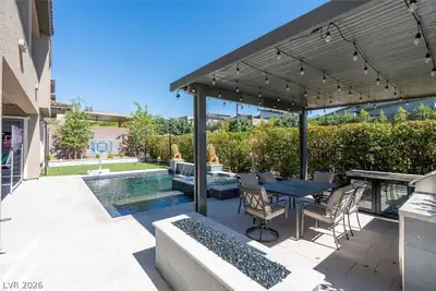 12154 Harris Summit Avenue Patio