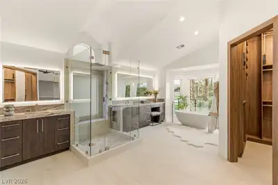 1833 Corta Bella Drive Primary Bathroom