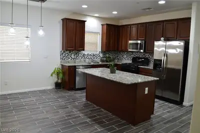 7757 Petite Pillar Court Kitchen
