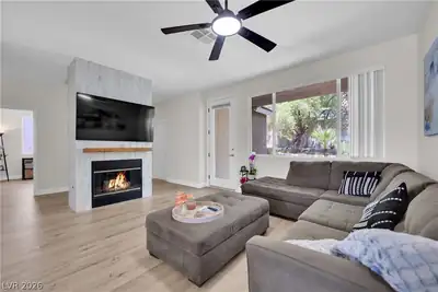 10668 Windrose Point Avenue Living Room