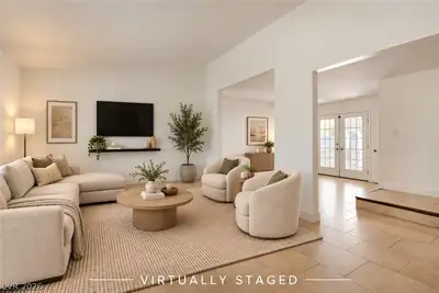 4279 Hebron Drive Living Room