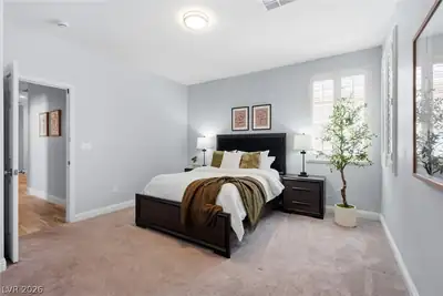 686 Fynn Valley Drive Bedroom