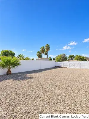 2206 East Oakey Boulevard Yard
