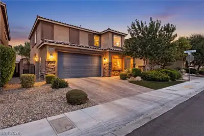 4424 Stardusk Falls Avenue North Las Vegas, NV 89084