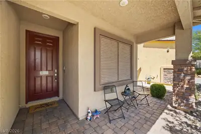 4424 Stardusk Falls Avenue, North Las Vegas, NV 89084 Patio